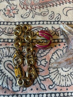 Gold Chain Bracelet (P. Gucci) with Pink Enamel Accent  Clips- Italy vacay🌸
